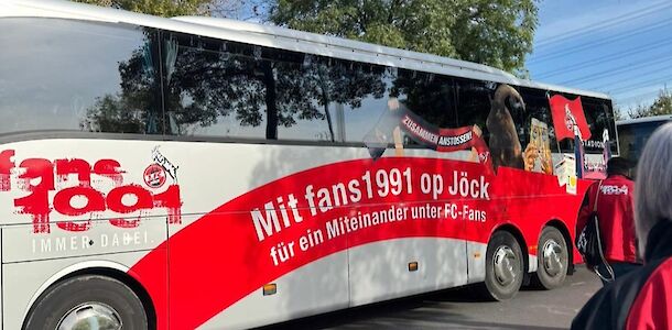 fans1991 Bus auf dem P&amp;R Weiden West